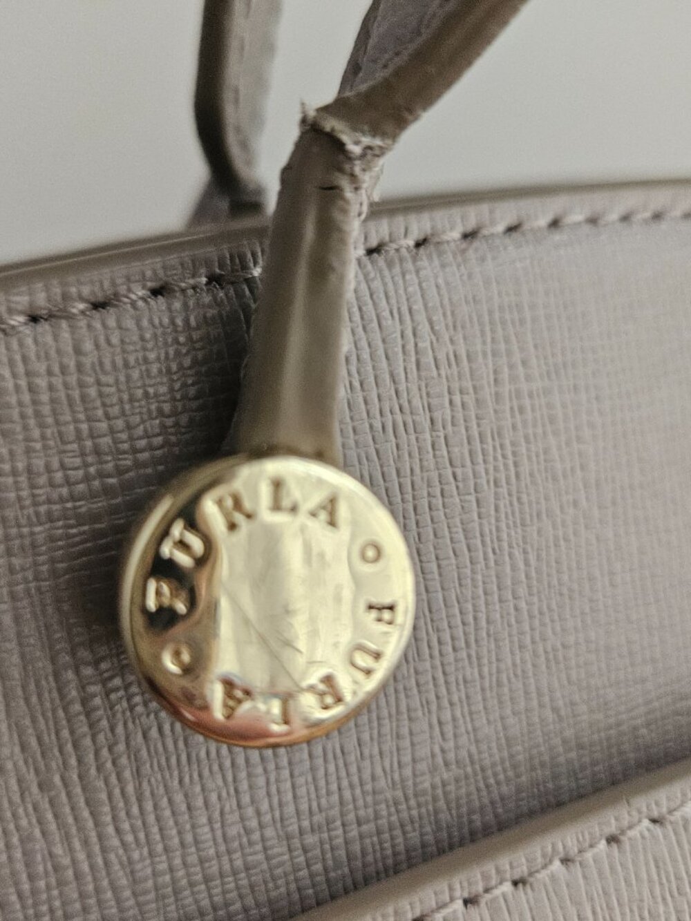 Furla structured grey taupe Satchel with removable strap - Picture 12 of 14